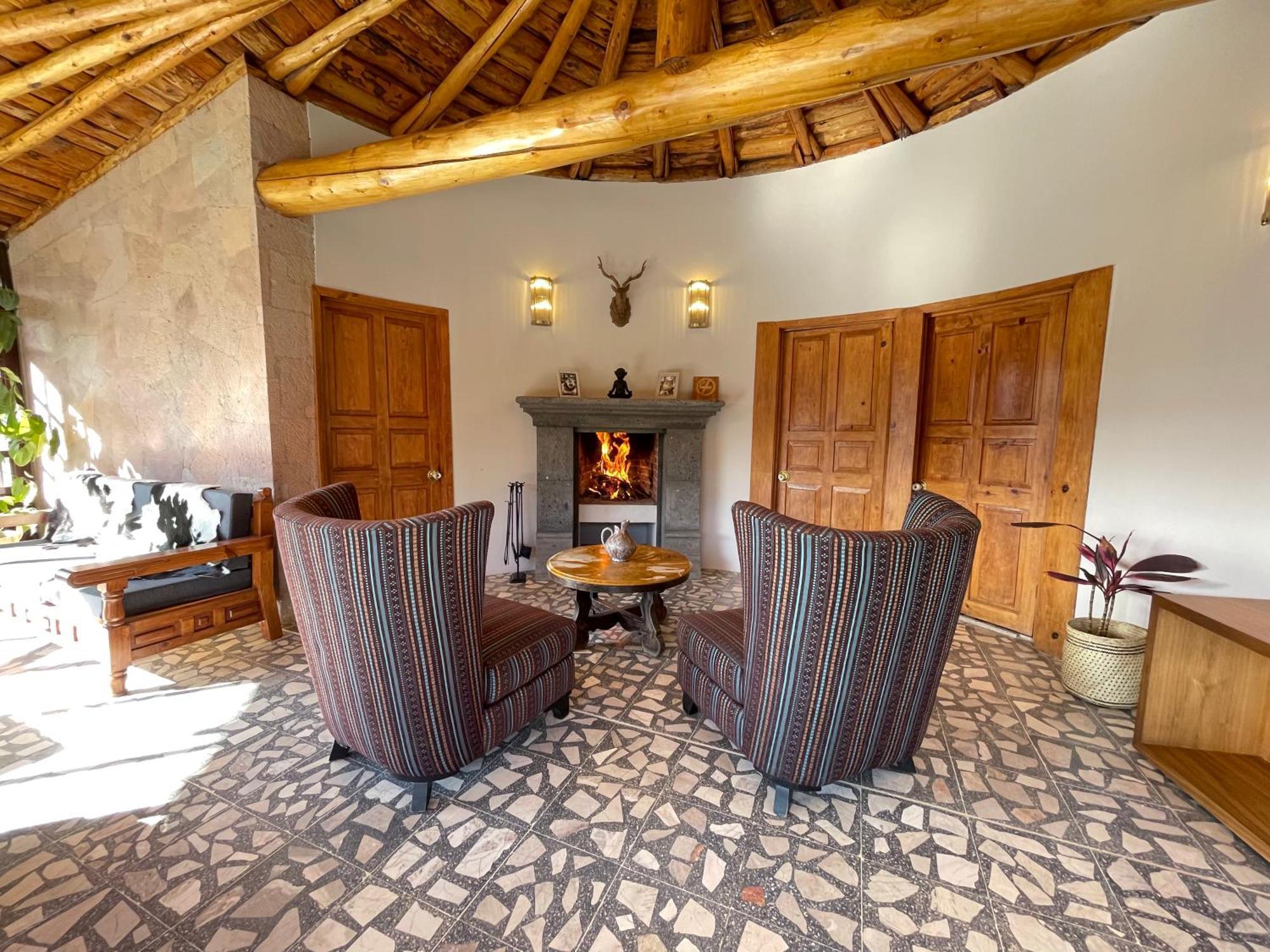 Cabanas Real Victoria Tlalpujahua Bagian luar foto